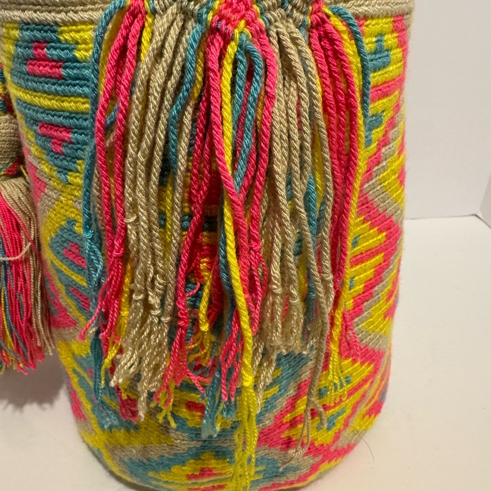 Wayuu Designer Collection Hobo Bag Wayuu Crochet, Large Drawstring Tassel Boho - Picture 10 of 11